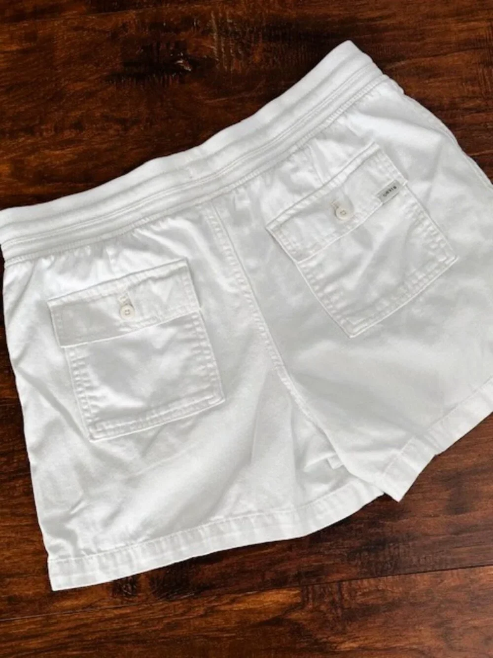 Women's Orvis Classic Collection White Drawstring Pull-On Shorts - Size Medium - Picture 3 of 13